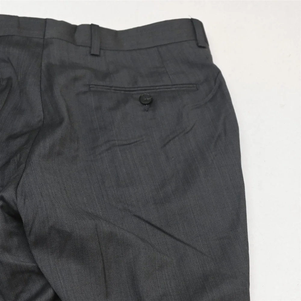 DKNY 38R 30x30 Gray Sharkskin 100% Reda Wool Mens Jacket Pants Suit